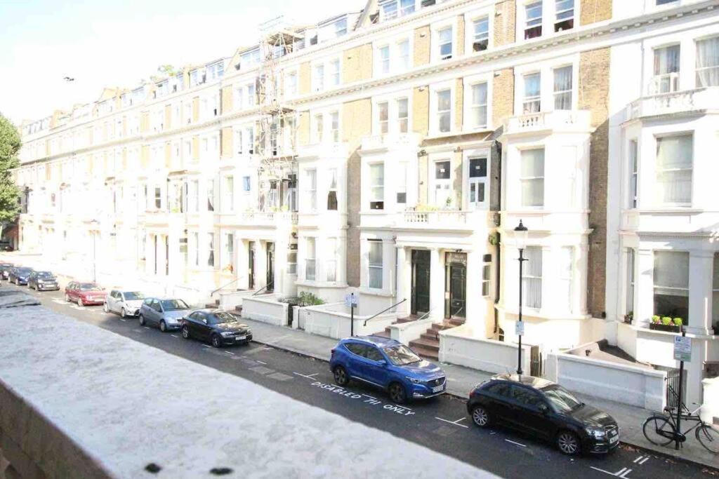 Wonderful Apartment In Earl'S Court Londýn Exteriér fotografie
